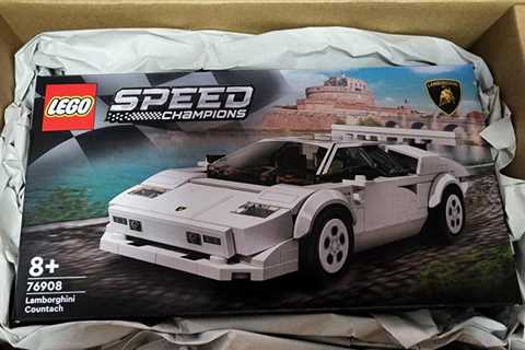 LEGO Speed Champions Lamborghini Countach 76908 Review