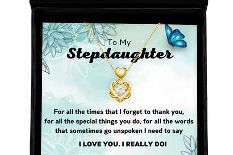 To my Stepdaughter,  Heart Knot Gold Necklace. Model 64024