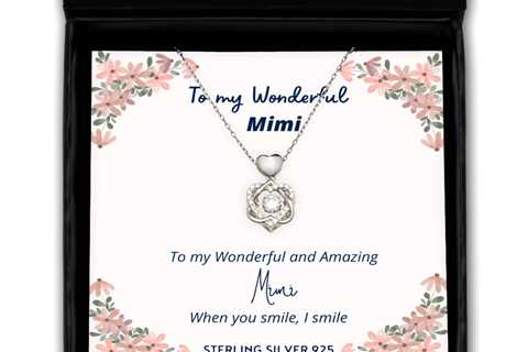 To my Mimi, when you smile, I smile - Heart Knot Silver Necklace. Model 64037