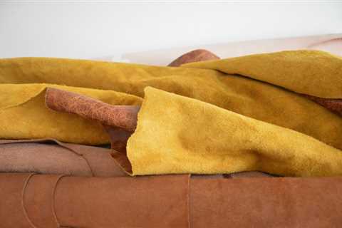 Vegetable Tan Leather: What Is It & How Does It Work?
