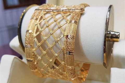 Pin by Baseer Hassan on sharjah jewllers | Gold bracelet, Jewelry, Gold